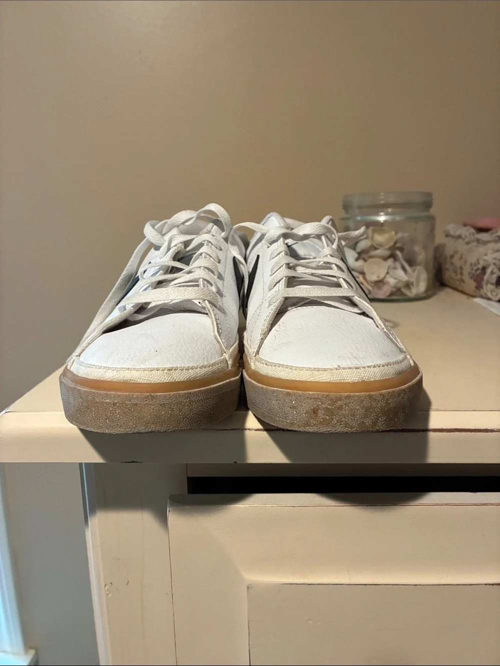 Nike White Sneakers with Navy Swoosh and Gum Sole sz 10